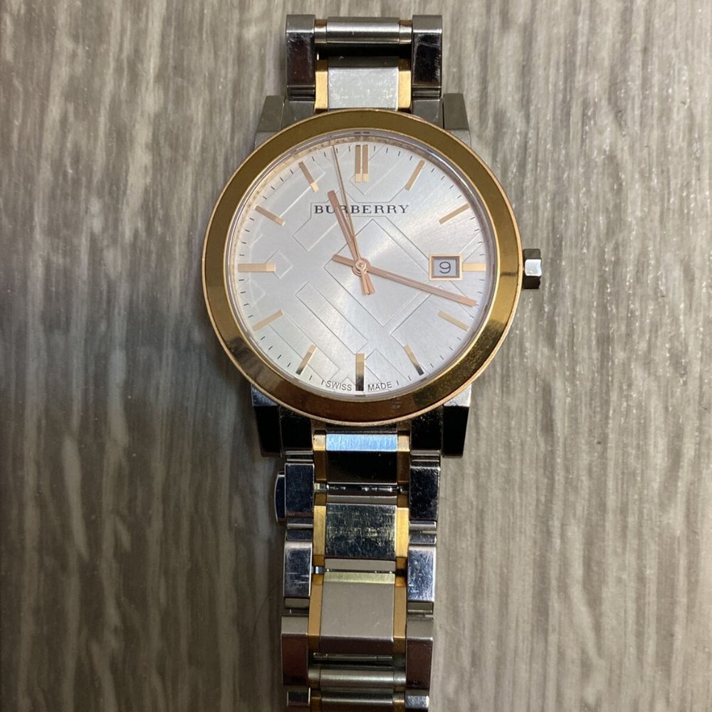 Burberry Silver Dial Two-Tone Unisex Watch Bu9006